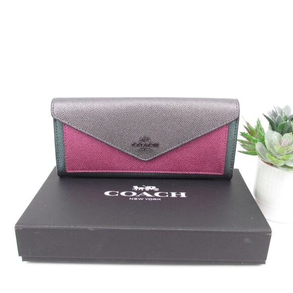 Coach Super Rare Color Soft Wallet In Colorblock - Picture 2 of 9